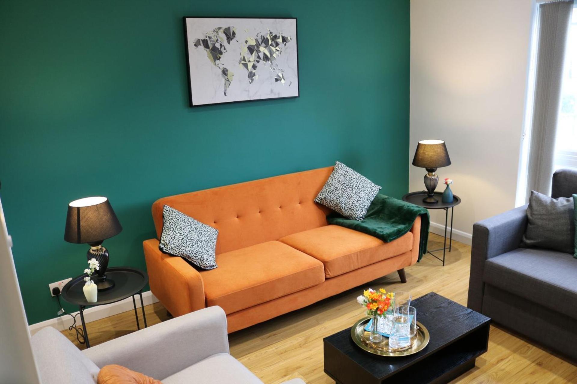 Rooms In Stylish House Милтън Кейнс Екстериор снимка